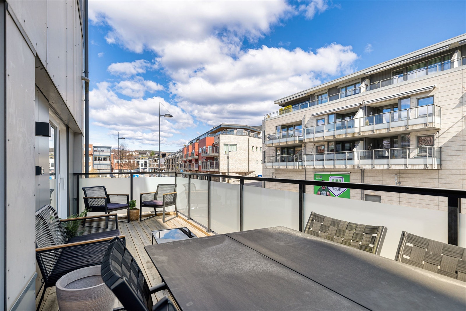 33terrasse.jpg Galleribilde