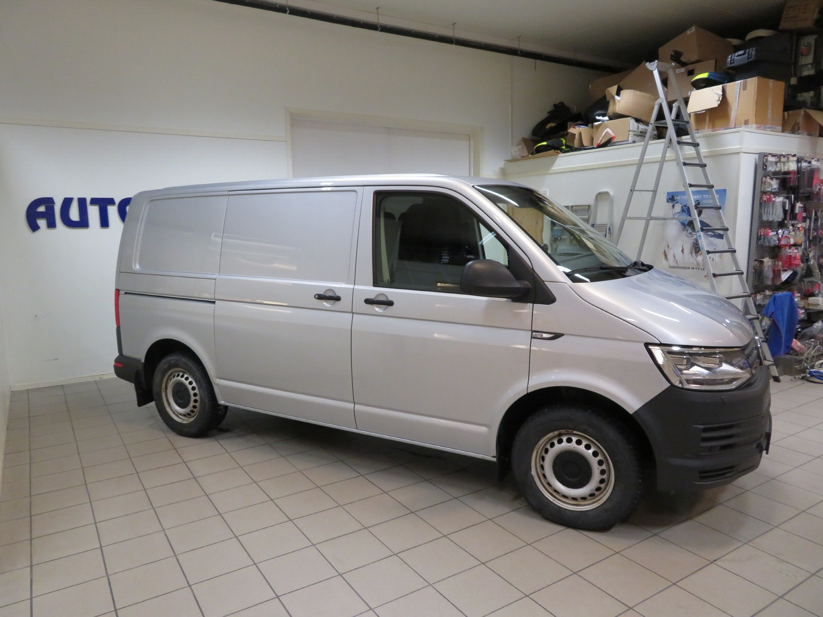 Volkswagen Transporter 2,0 TDI 102hk K u/vindu