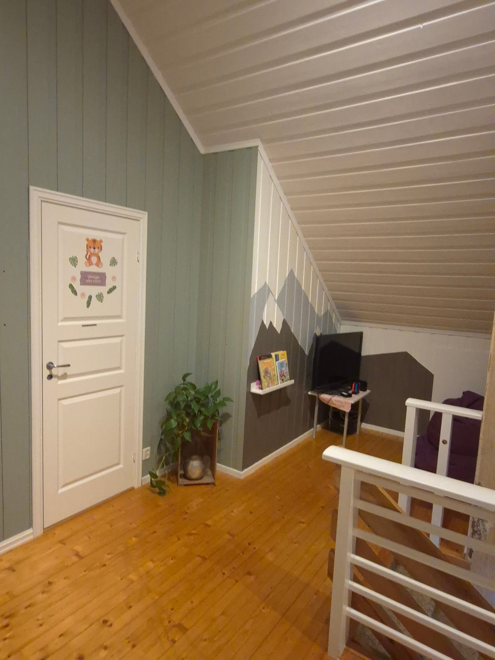 Gang 2. etasje med kosekrok Galleribilde