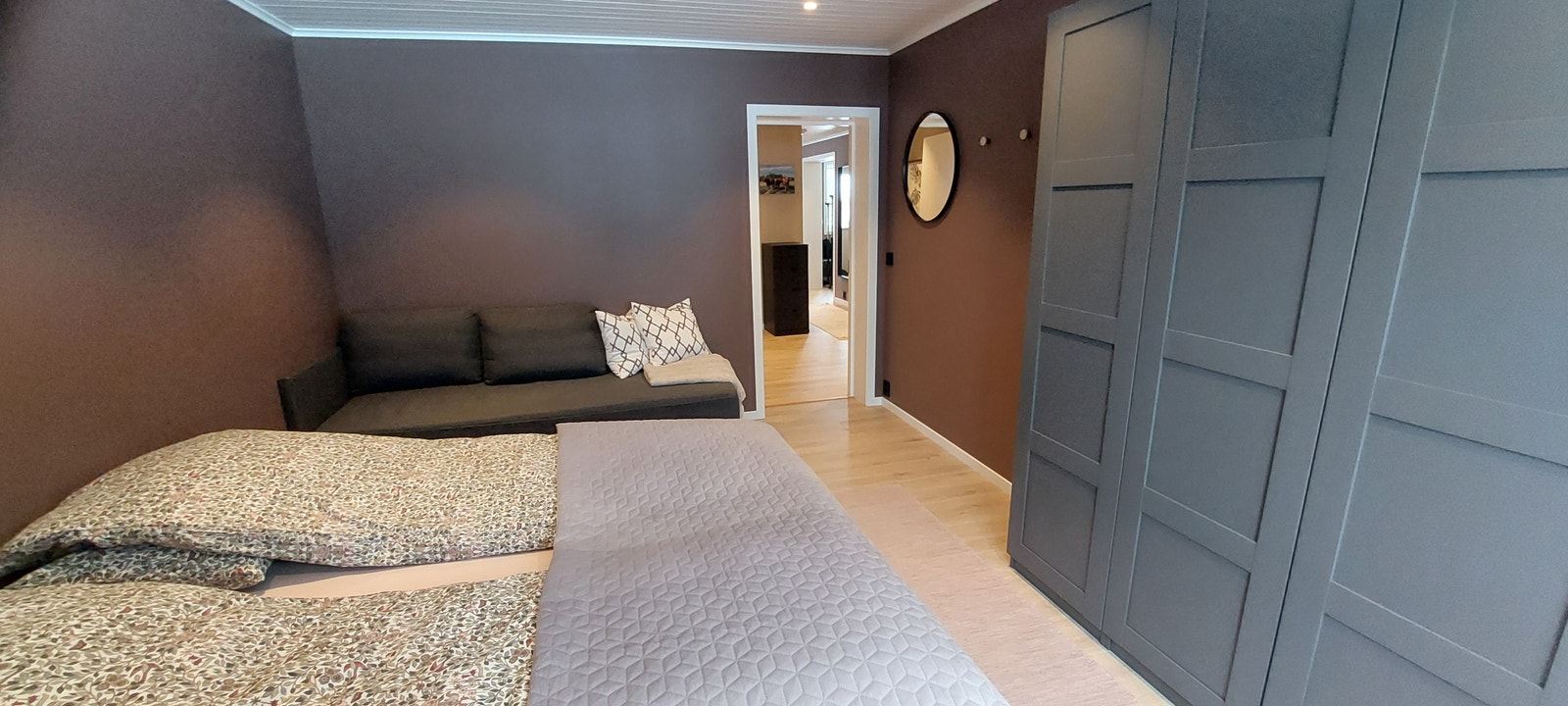 Soverom, ca 15kvm Galleribilde