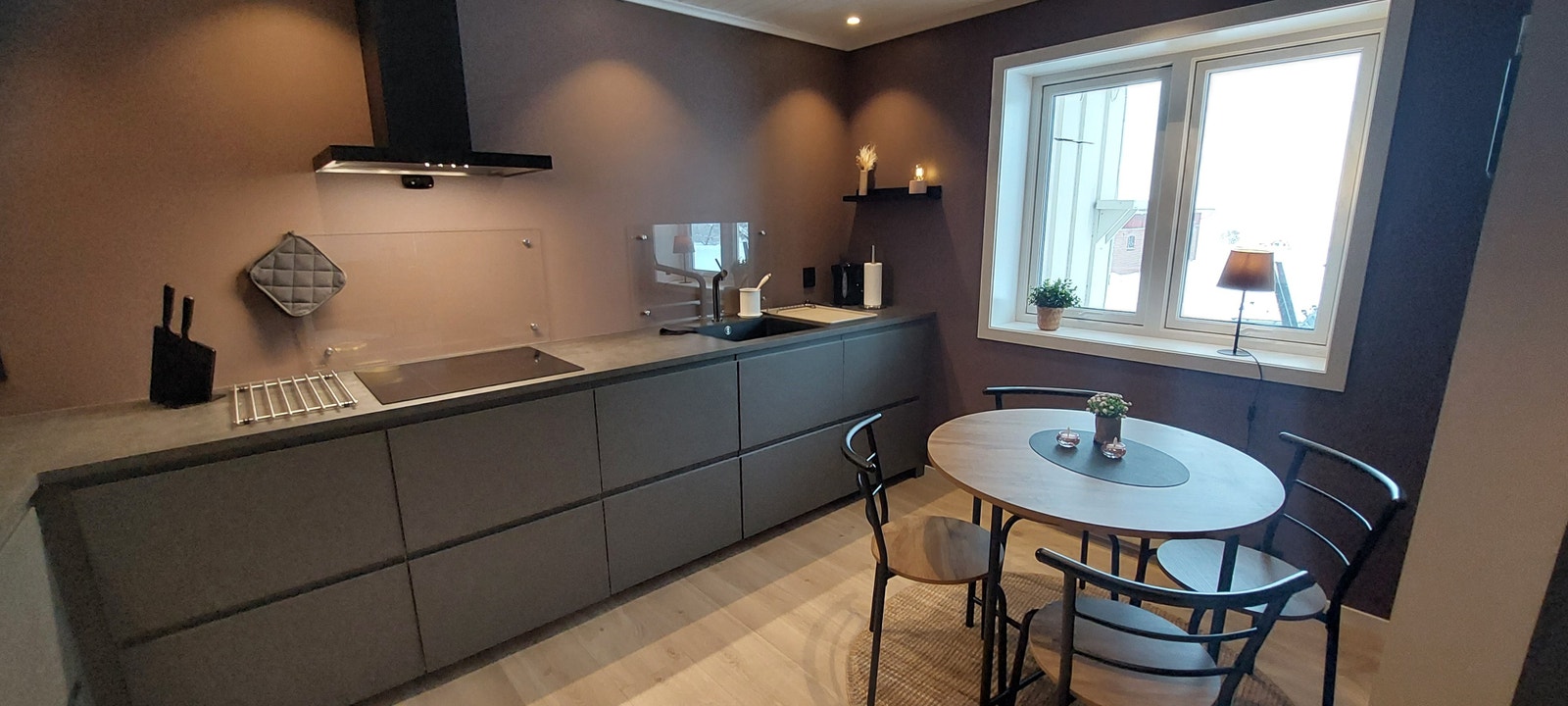 Hyggelig kjøkkenkrok Galleribilde