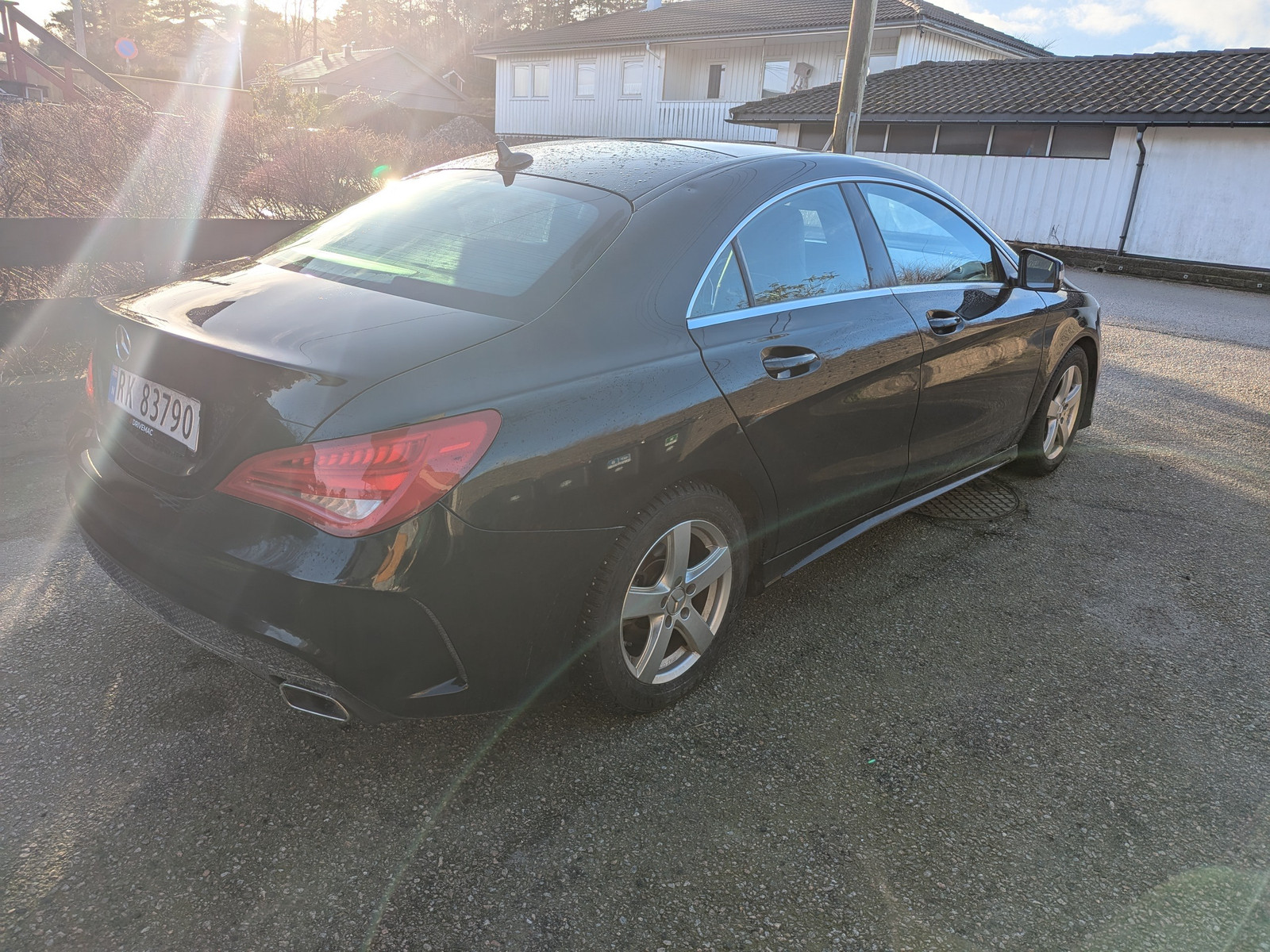 Mercedes-Benz CLA 180 2