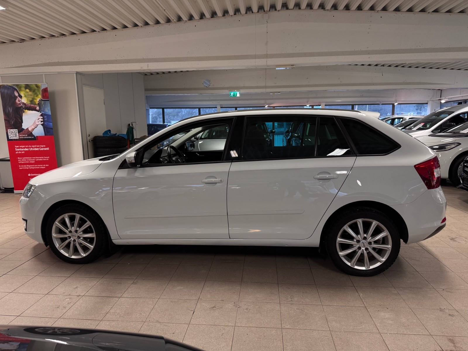 Skoda Rapid 1.2 TSI 90Hk DSG Style Cruise DAB+ Panorama NYEU! 2