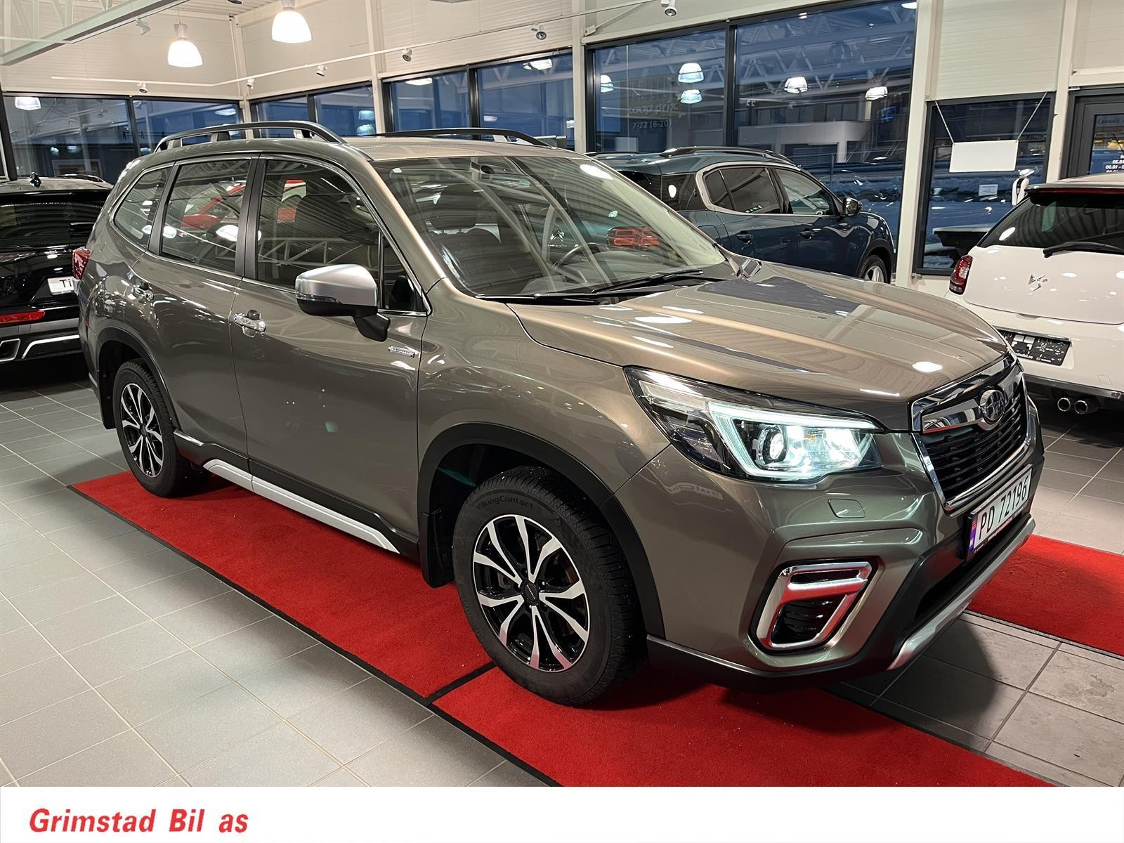 Subaru Forester 2.0 I ES HYBRID Hengerfeste Reg Oktober 2021