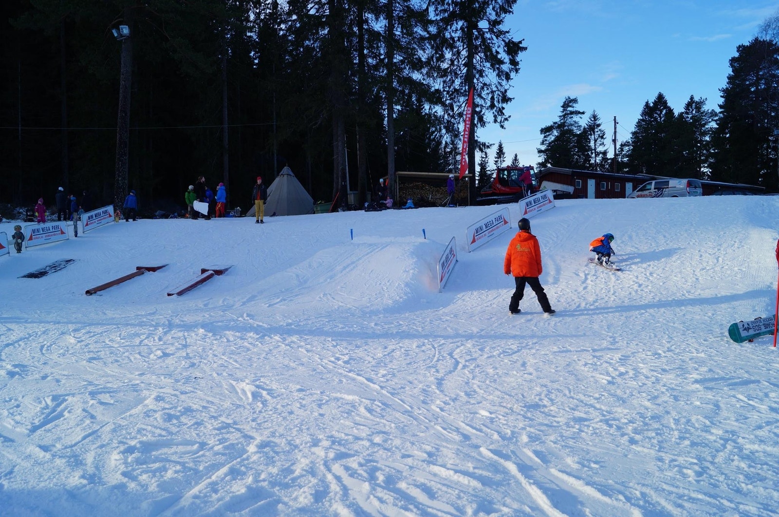 Oslo Skisenter, 5-10 min å gå fra huset. Galleribilde