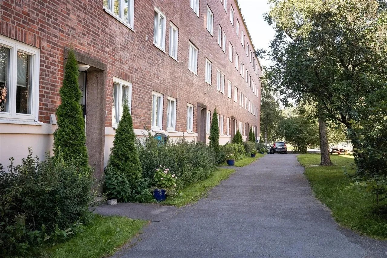 Velkommen til Knut Alvssons vei 9. Sentral leilighet beliggende på Sinsen/Rosenhoff. Søker leietakere til bofelleskap. Galleribilde