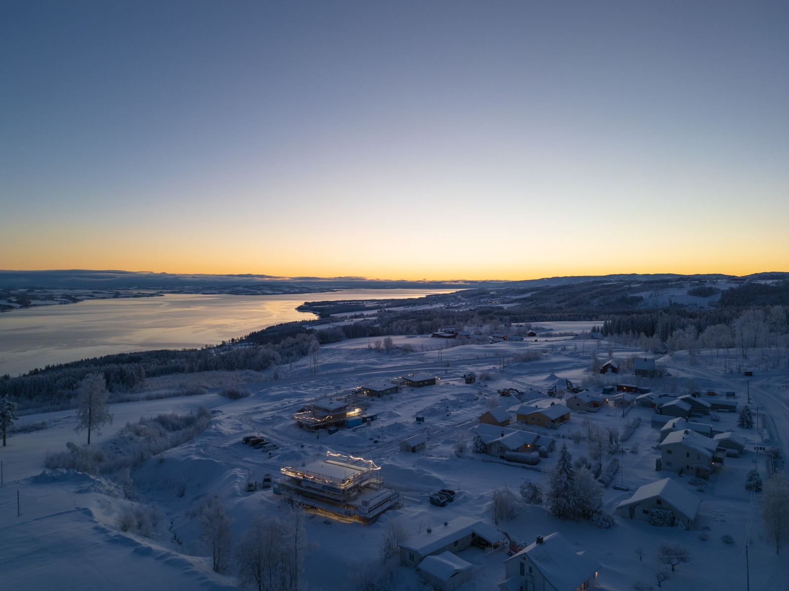 Dronebilde fra Østby tatt i slutten av januar.