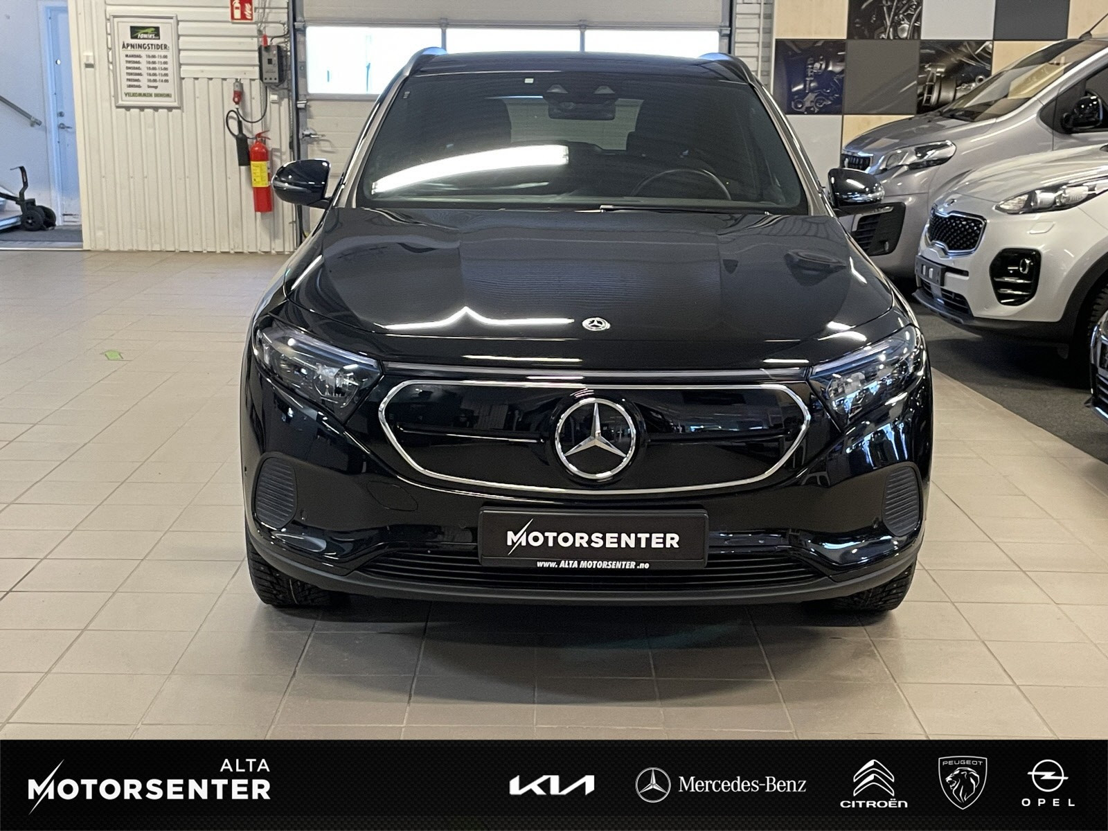 Mercedes-Benz EQA 300 4MATIC Progressive 2