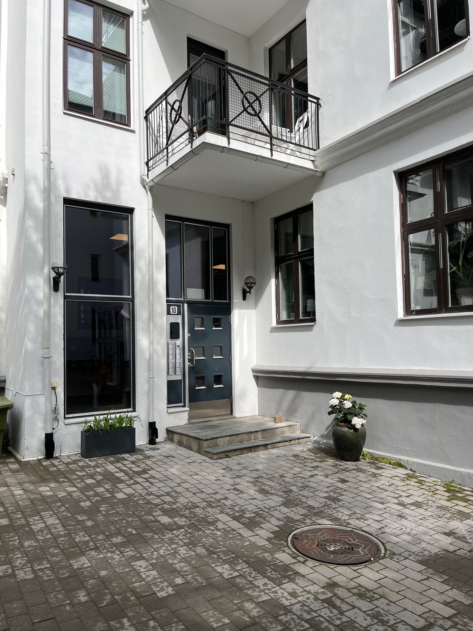 Inngangsparti Galleribilde