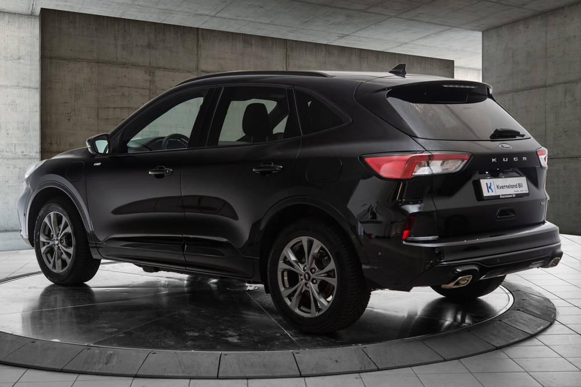Ford Kuga 2,5 PHEV ST-Line 3