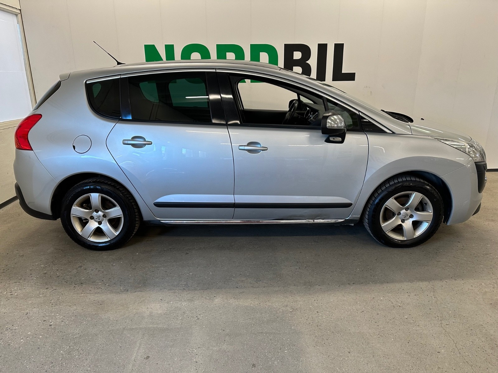 Peugeot 3008 1.6HDi/EU jan.2026/S.Hefte + nylig service/Flott bil 3