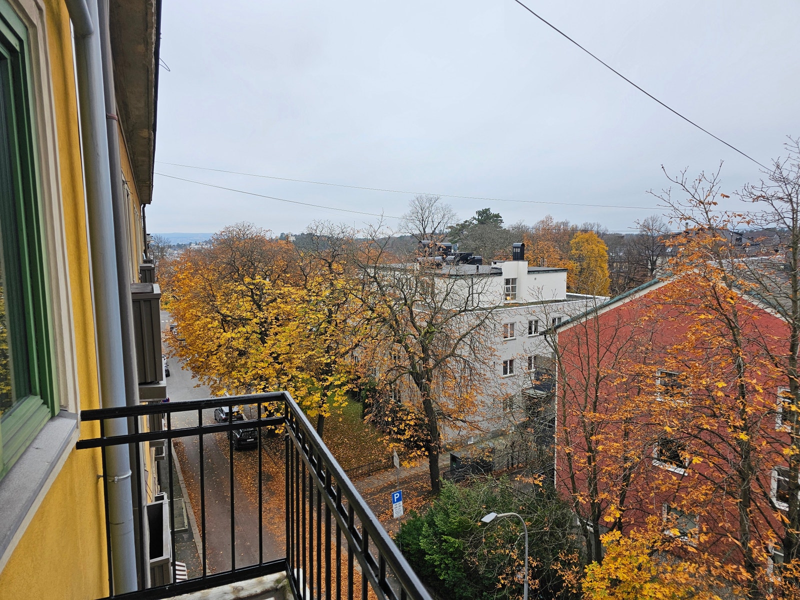 Flott utsikt fra vestvendt balkong Galleribilde