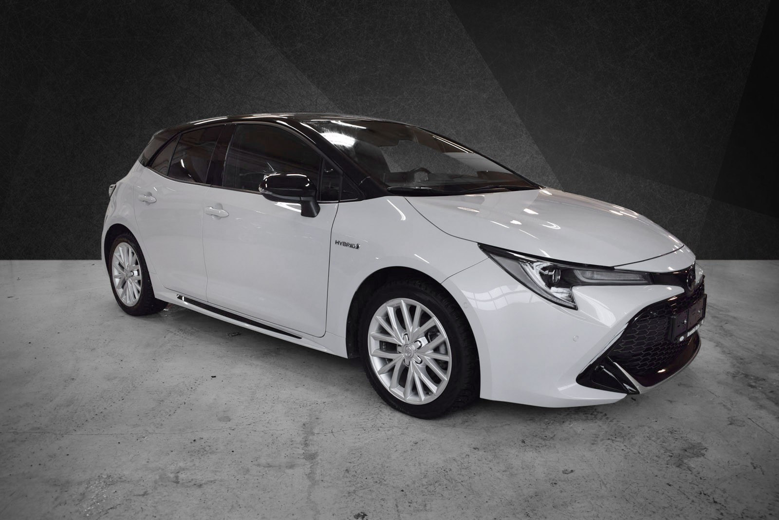 Toyota Corolla Hybrid GR-Sport/H.feste/R.kam/LED/ACC/Navi/LAV KM!! 2