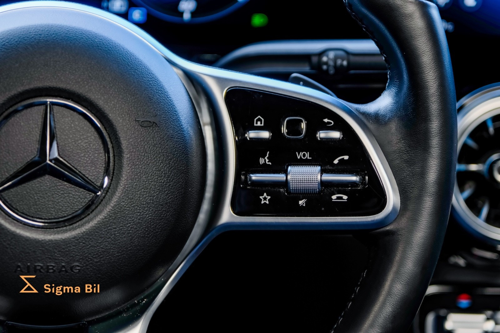 Bilde av Mercedes-Benz EQA