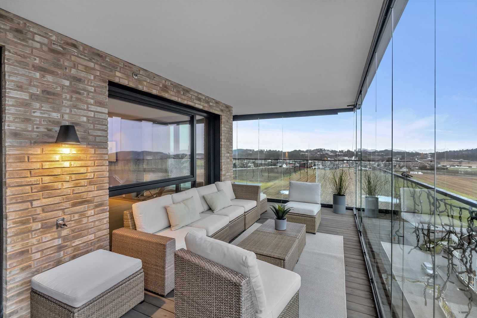 innglasset balkong Galleribilde