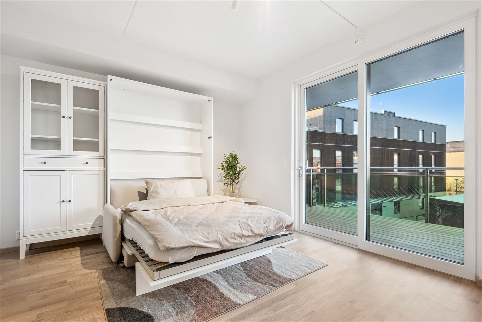 Stuen kan enkelt endres til hyggelig soverom. Galleribilde