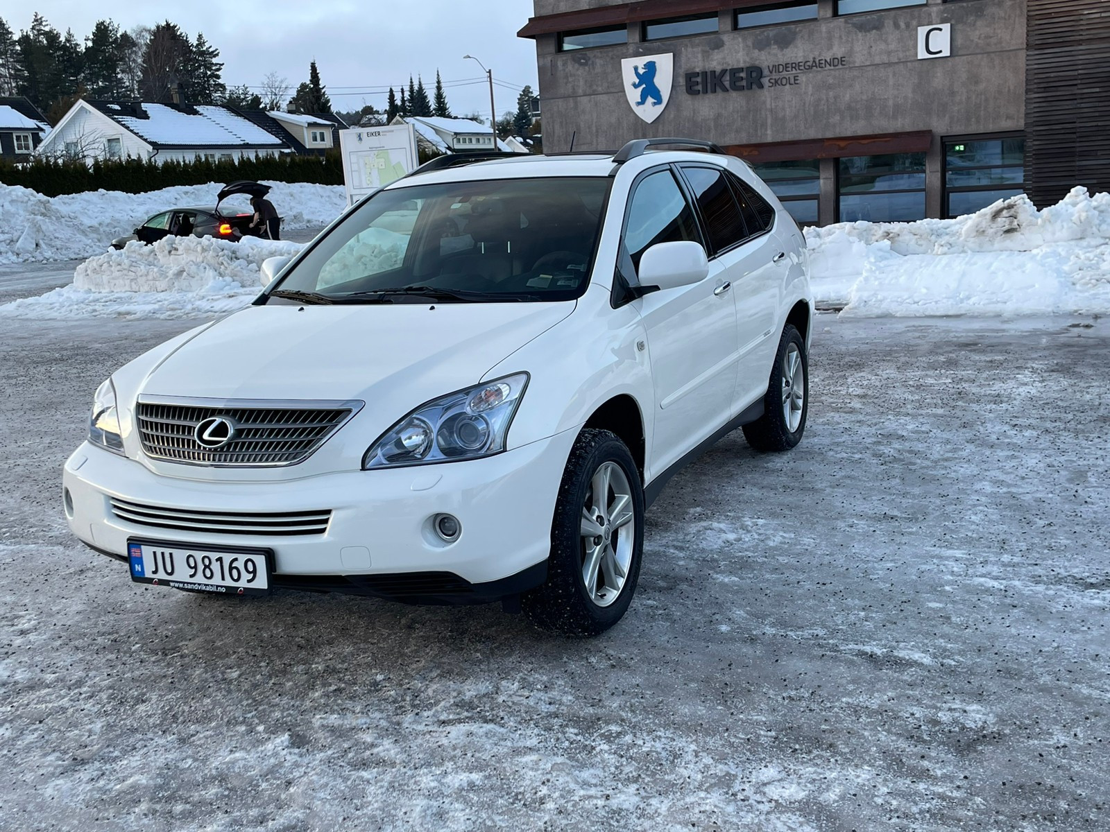 Lexus RX400h RX400h Ny Eu-Hybrid / 4x4 / Aut / Skinn / Kamera / Krok