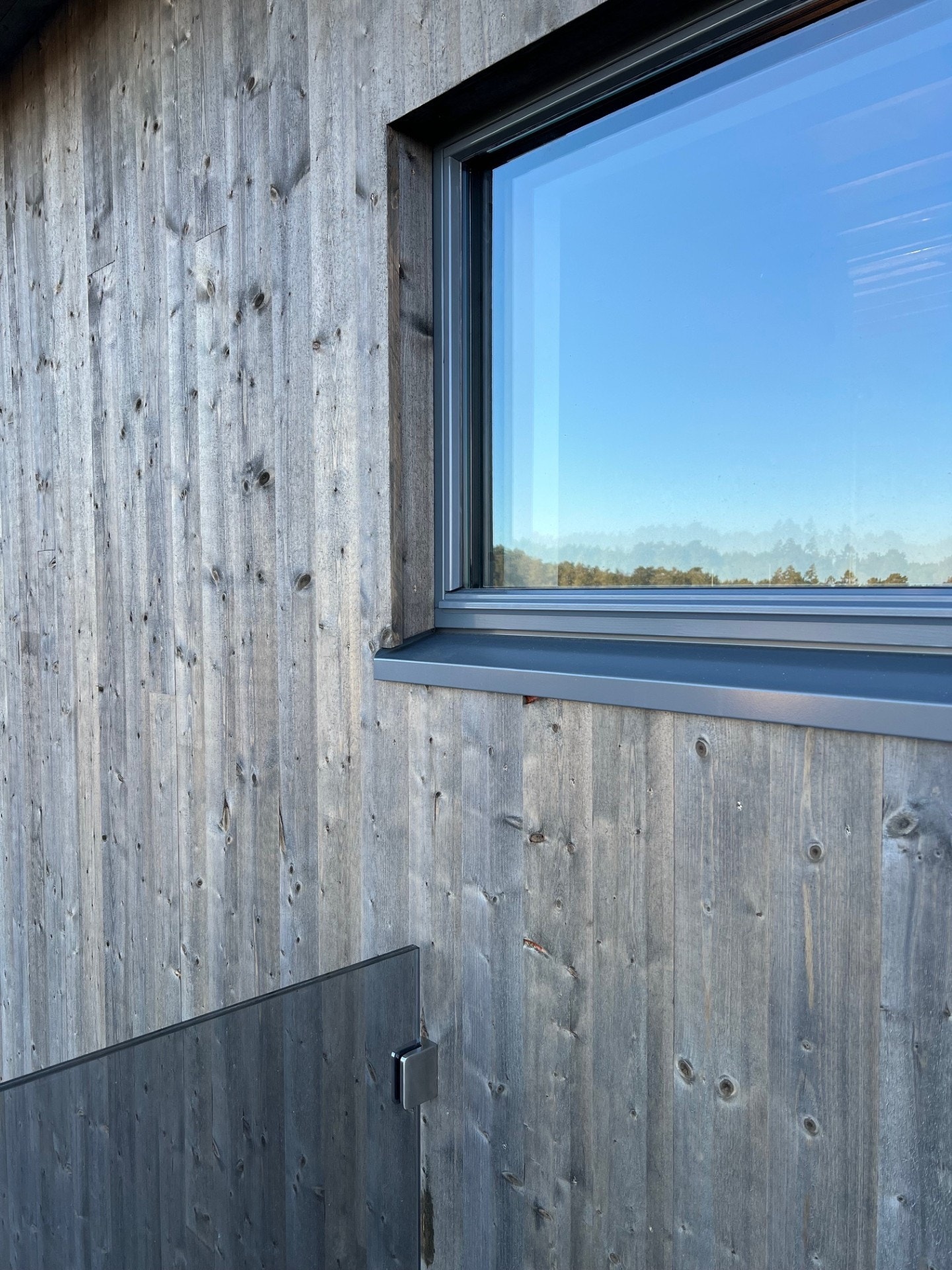 Detalj vindu/beslag/omramming Galleribilde