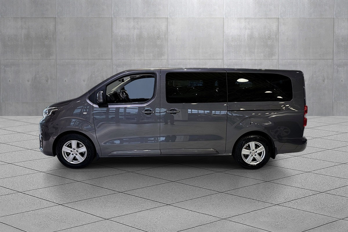 Toyota Proace Verso Lang 2,0D 177 Exec Shuttle Worker 9-s m/hengerfeste 2