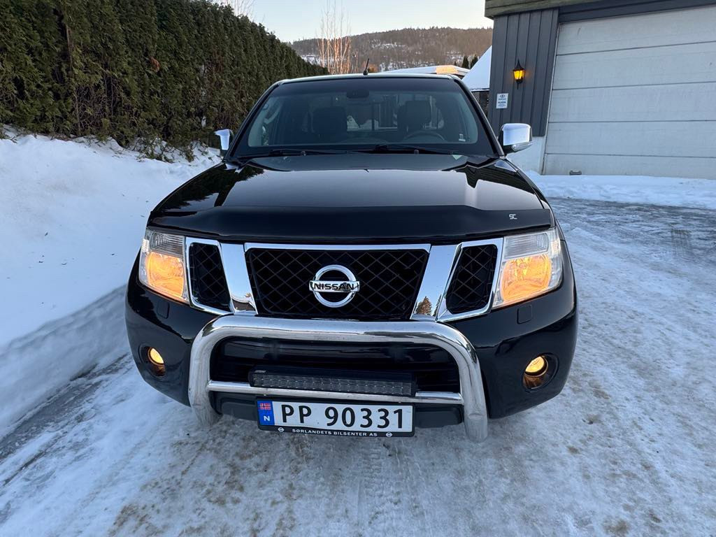 Nissan Navara 2,5 DCI, 190hk,4x4 Facelift ! 4 seter! 2