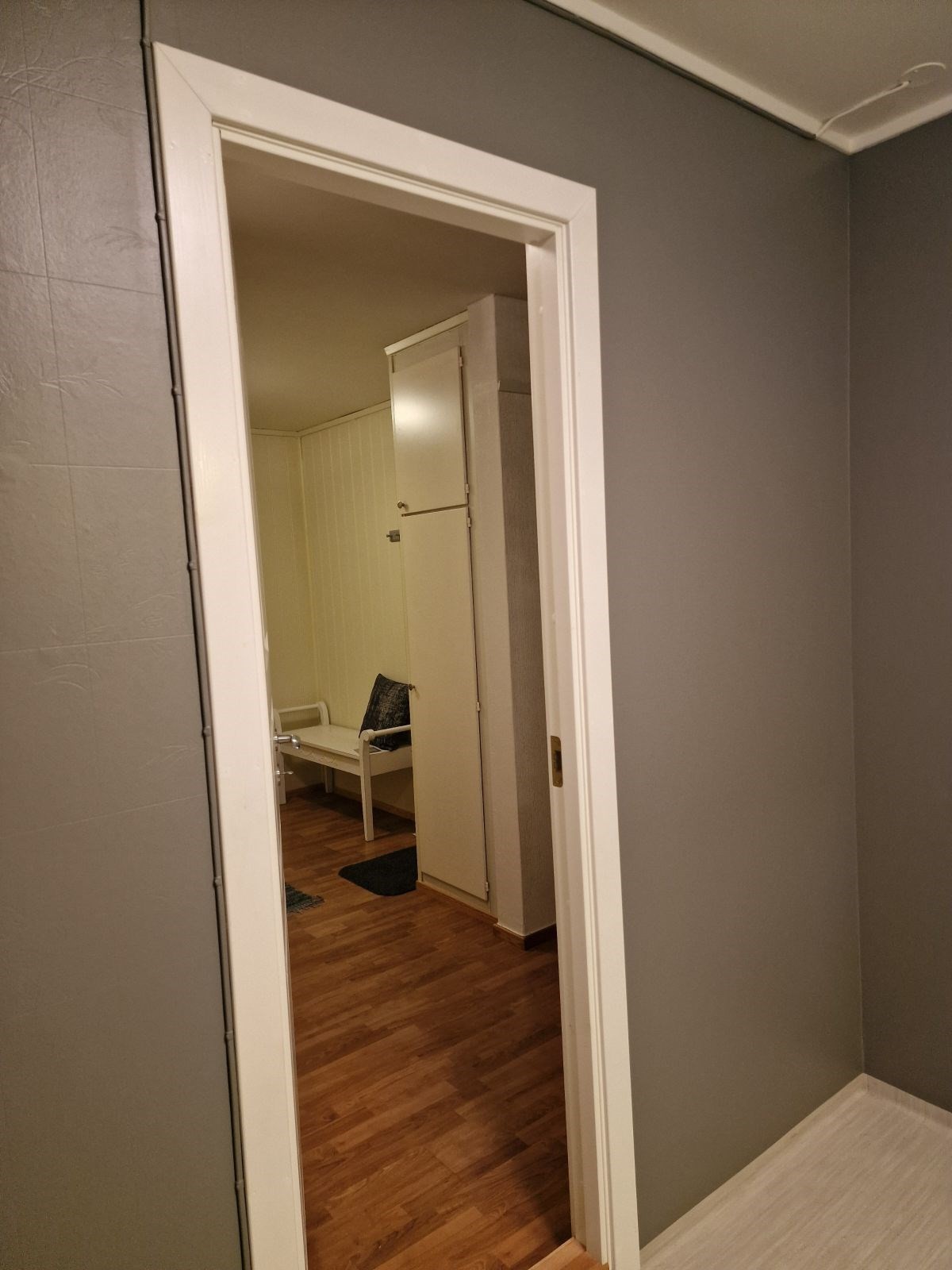 Fra badet mot entréen Galleribilde