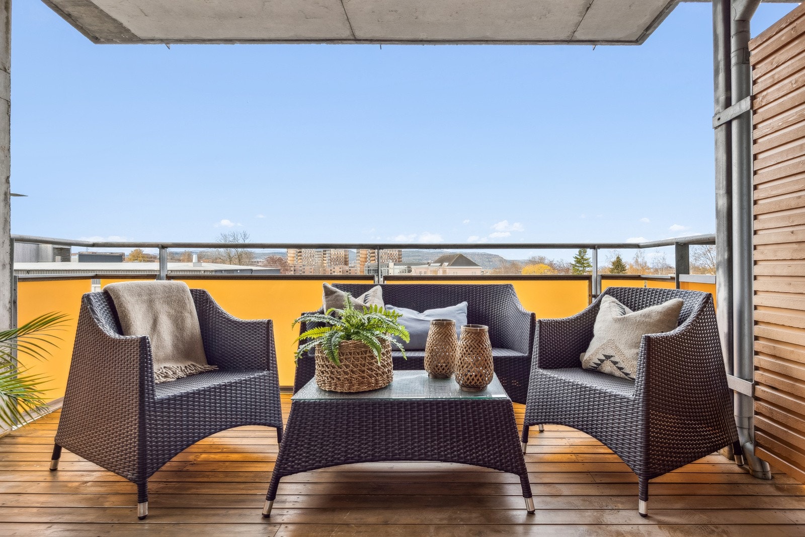 Velkommen til en flott 3-roms selveierleilighet med svært attraktiv og sentral beliggenhet på Moholt. Galleribilde