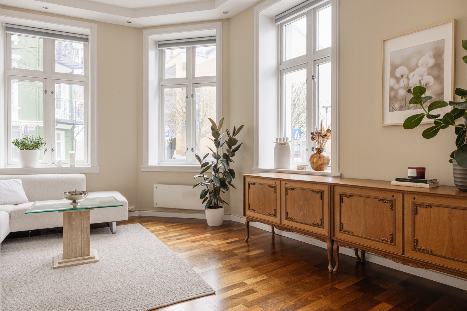 Her er det god plass til å invitere venner og familie til hyggelige sammenkomster. Galleribilde