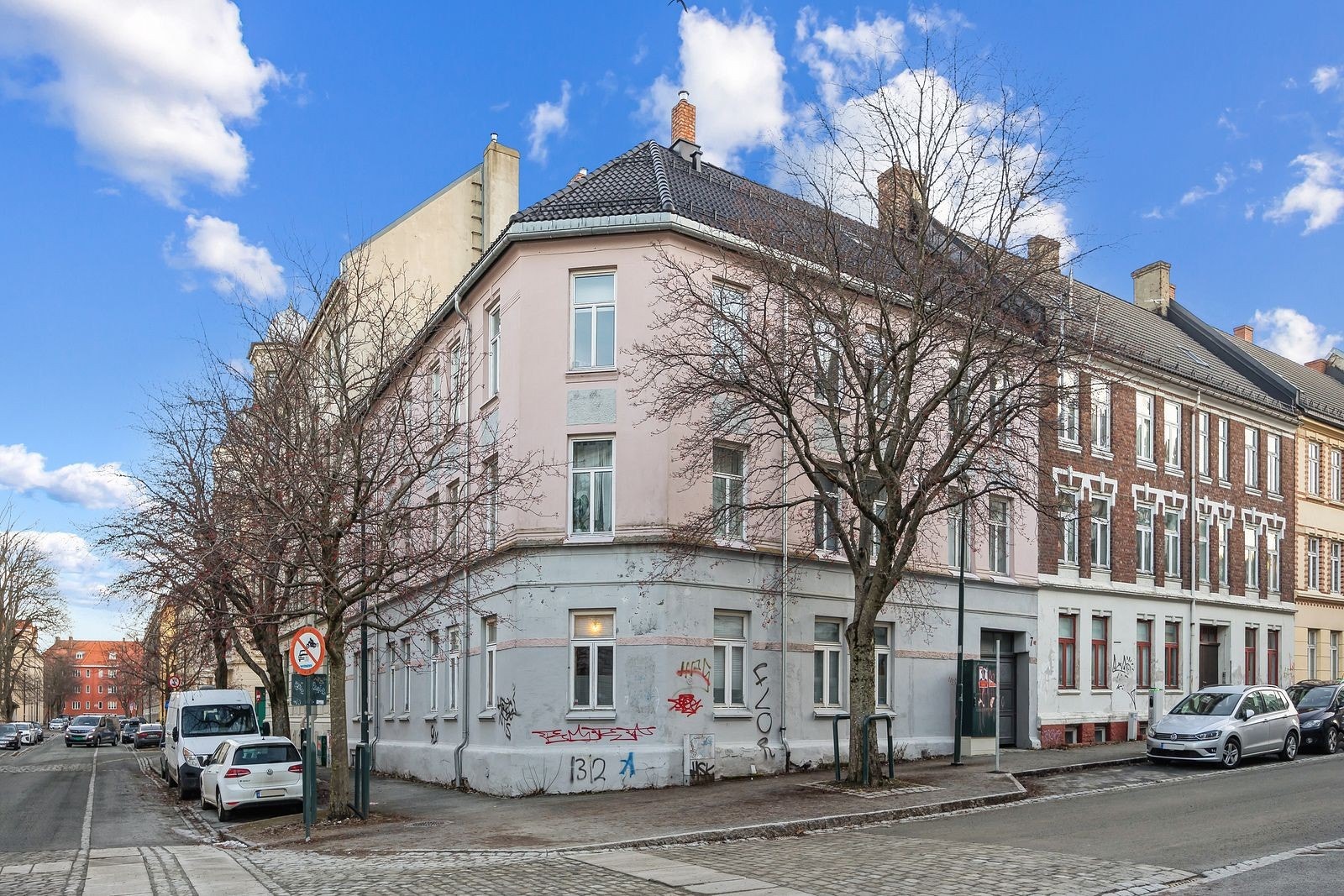 Det er gang- og sykkelavstand til Trondheim sentrum med alt av fasiliteter som byen har å by på. Galleribilde