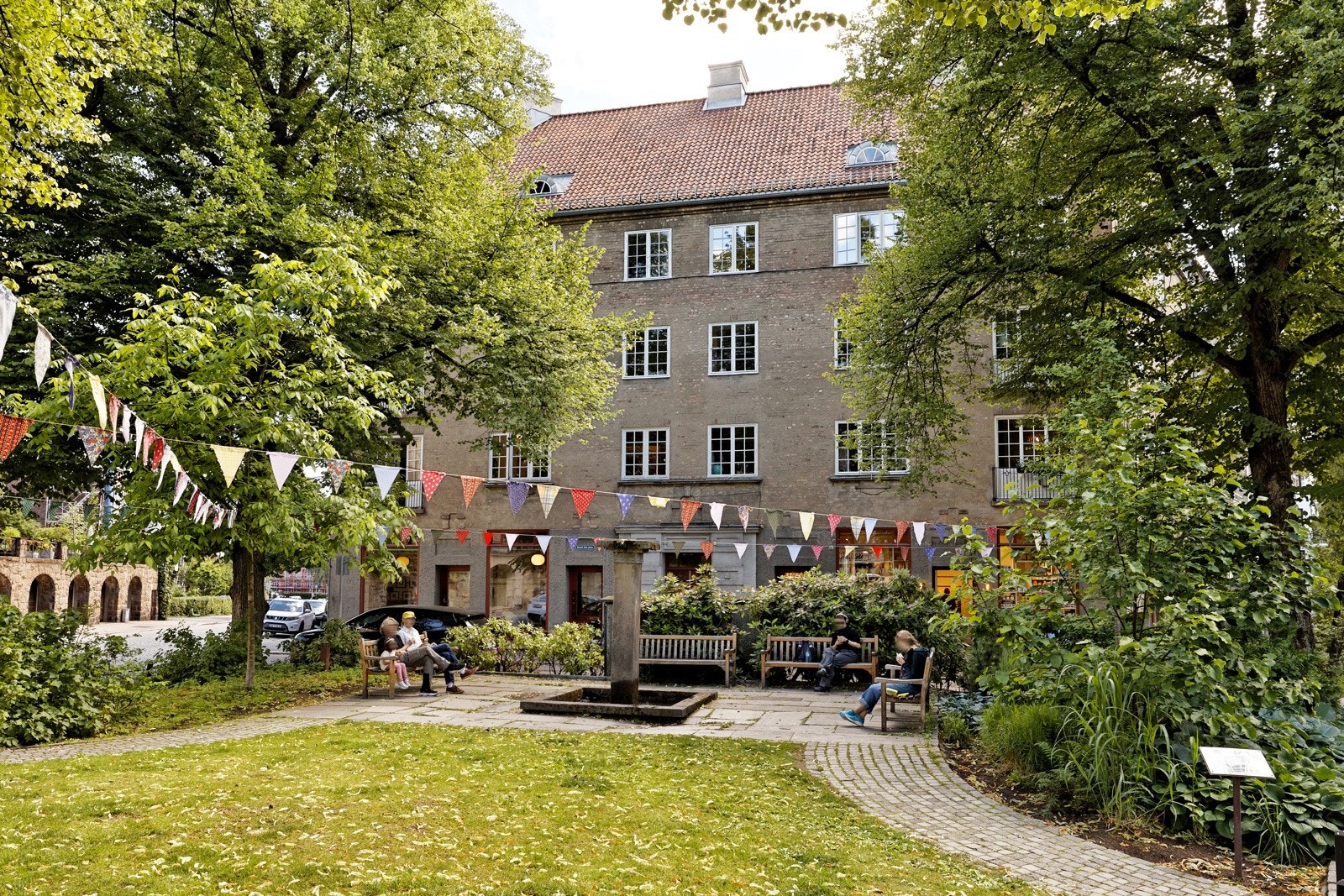 Jessenløkken - 100 år Galleribilde