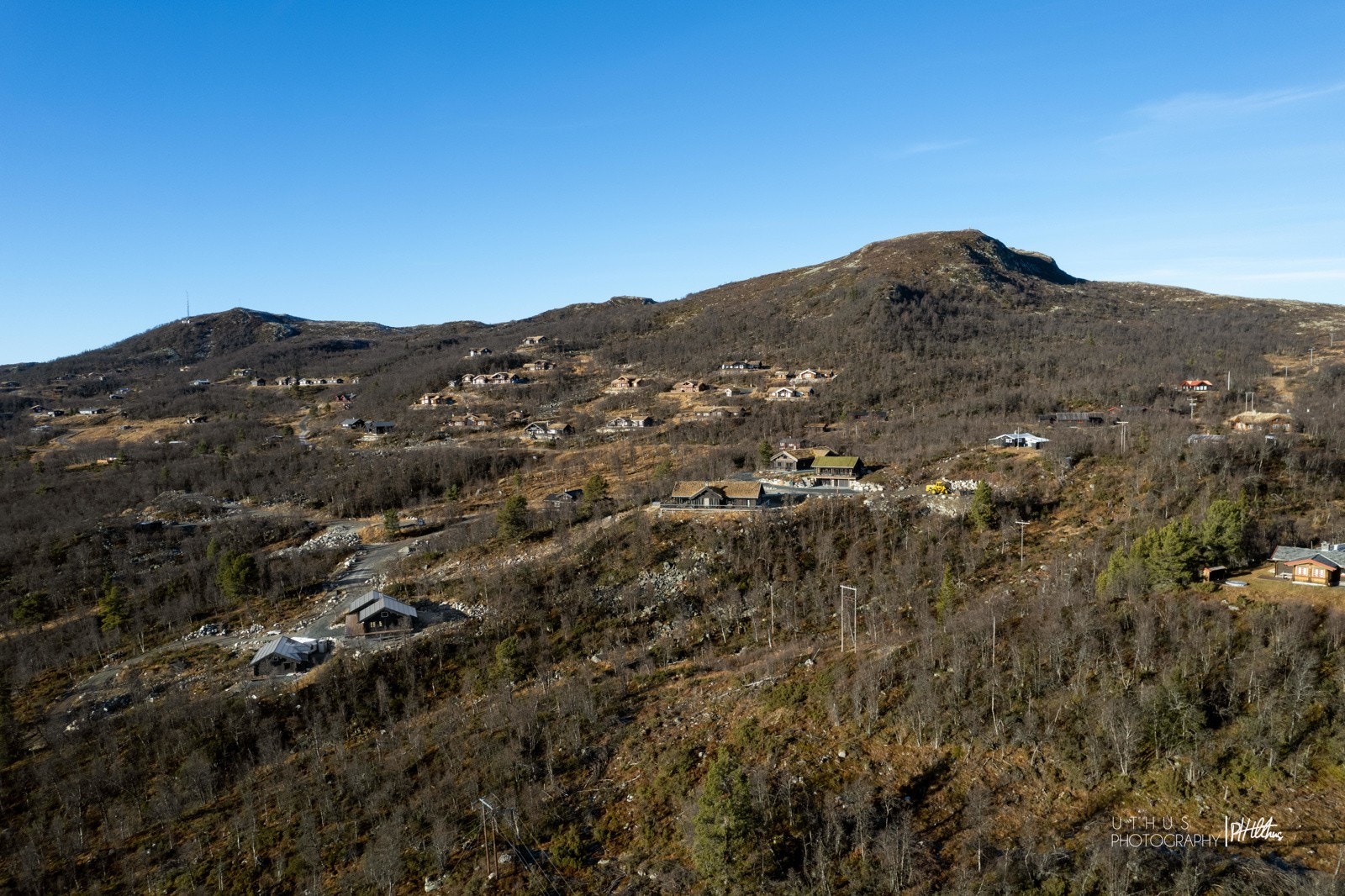 Ved nederste pil planlegges det ny skiheis og bakke som skal gå hele veien opp til Vasstulan 1100 MOH fjellcafe Galleribilde