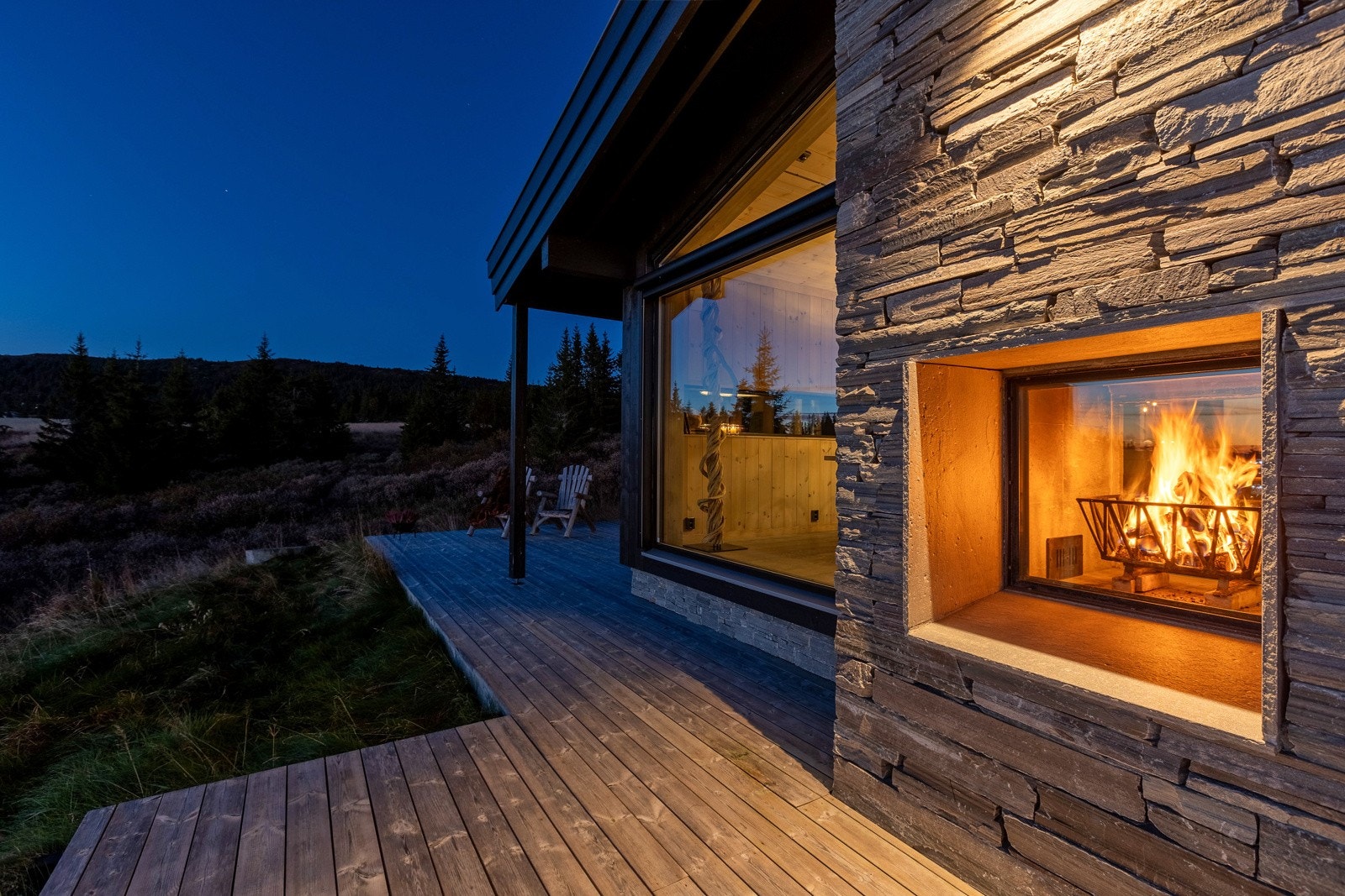 Solen kan følges gjennom dagen på den romslige terrassen. Galleribilde