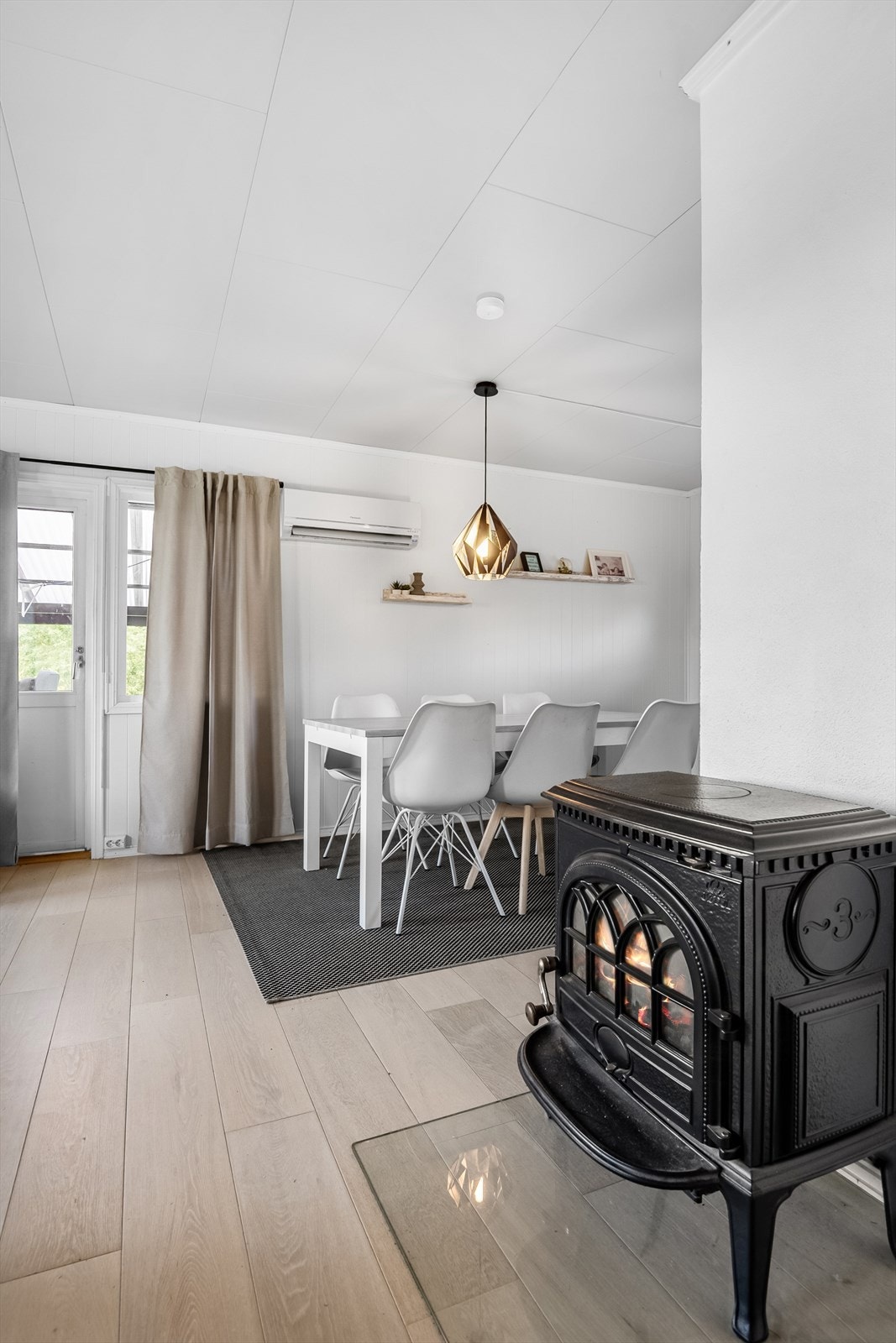 10859-9578.jpg Galleribilde