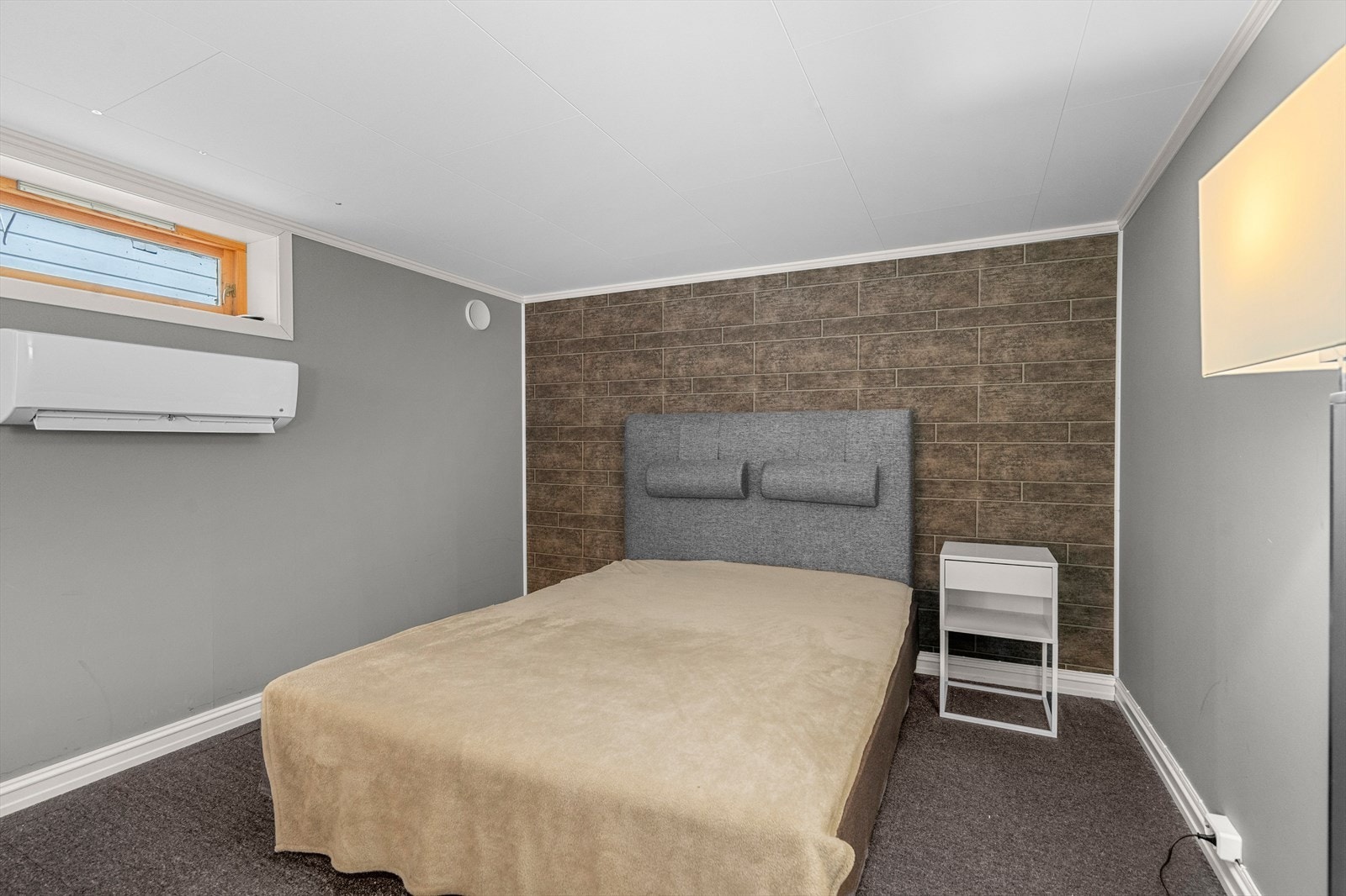 Kjellerstue Galleribilde