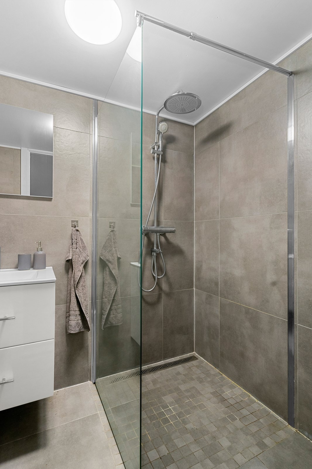 Bad i underetasje Galleribilde