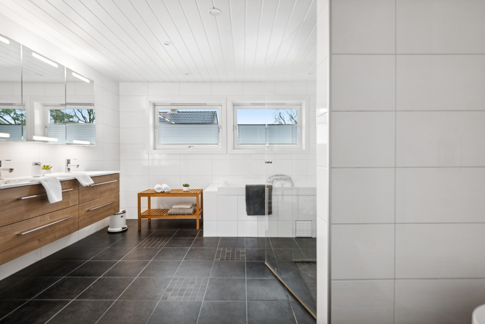 Meget pent baderom fra 2014. Galleribilde