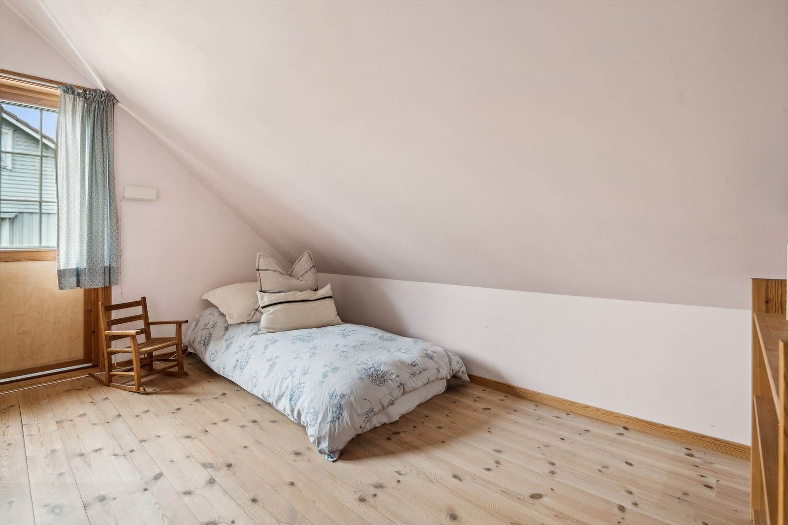 Soverom 2 i andre etasje. Galleribilde