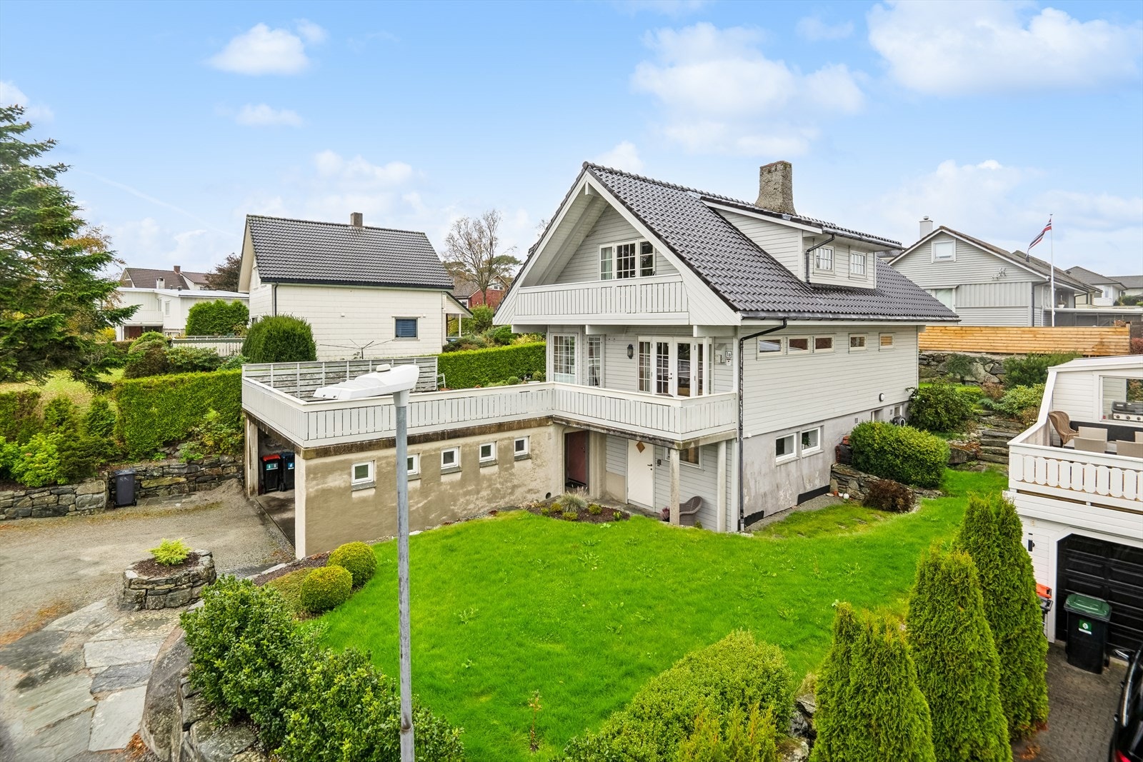 Velkommen til Bregnevegen 1B - Presentert av eiendomsmegler Mikal Nådland Galleribilde