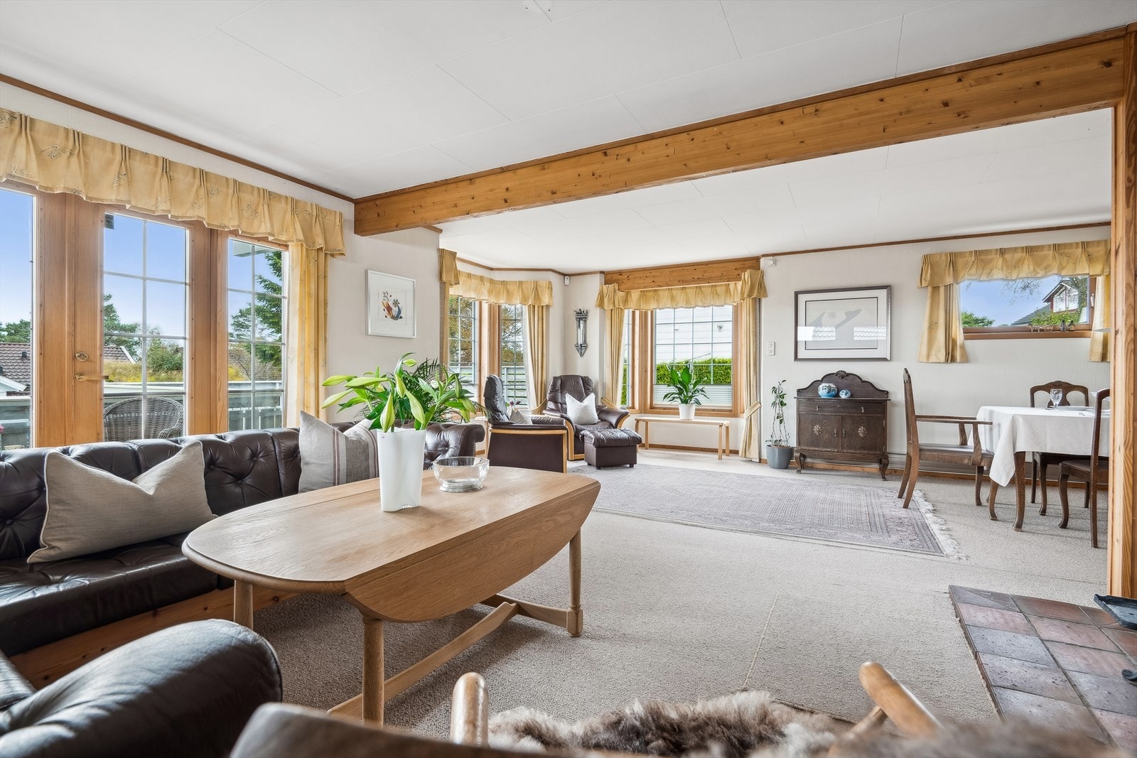 Boligen har en fin planløsning som går over tre etasjer. Galleribilde