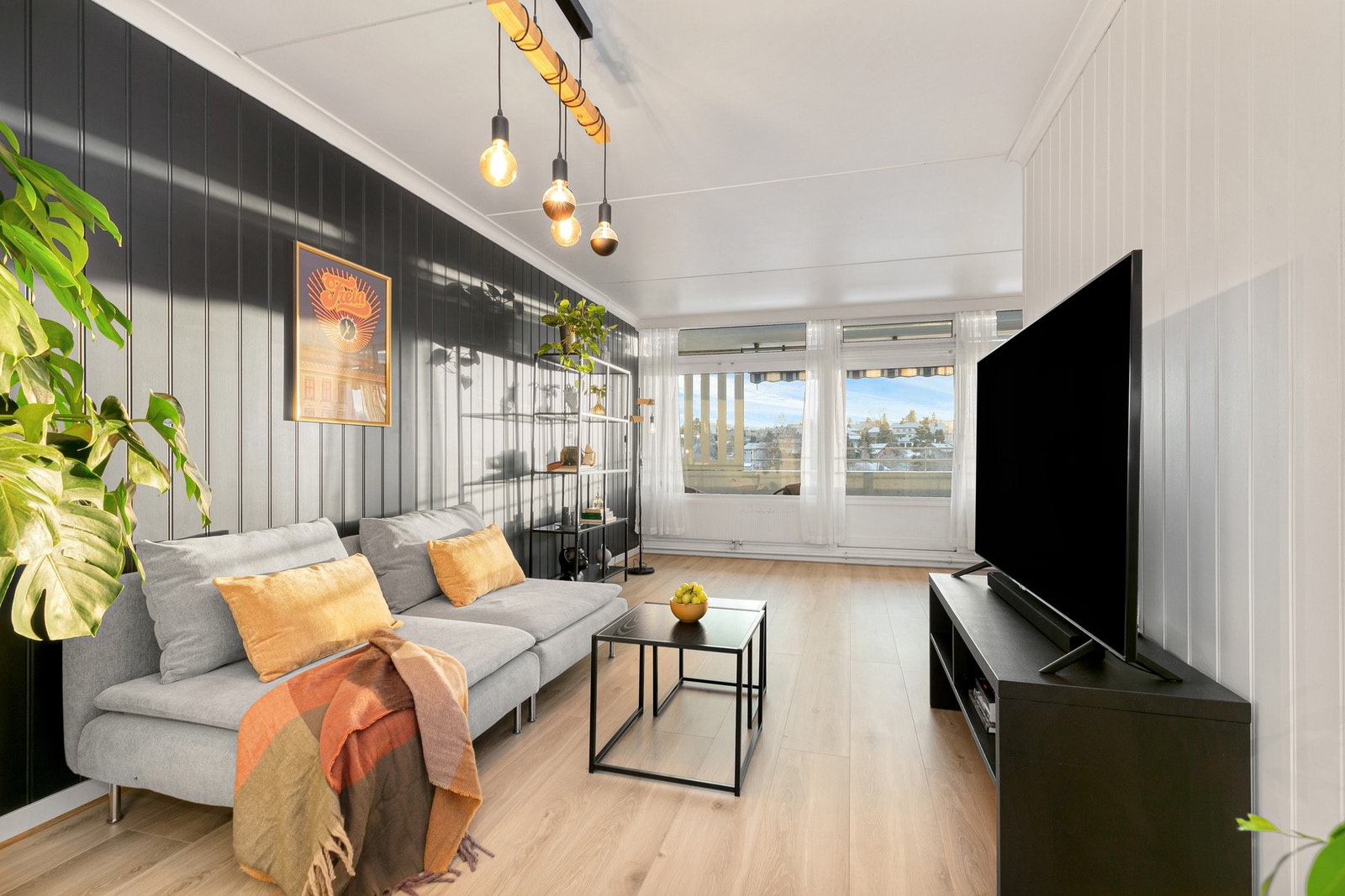 Henrik Wang ved din lokale eiendomsmegler EIE eiendomsmegling har gleden av å presentere Ole Brumms vei 10! Galleribilde