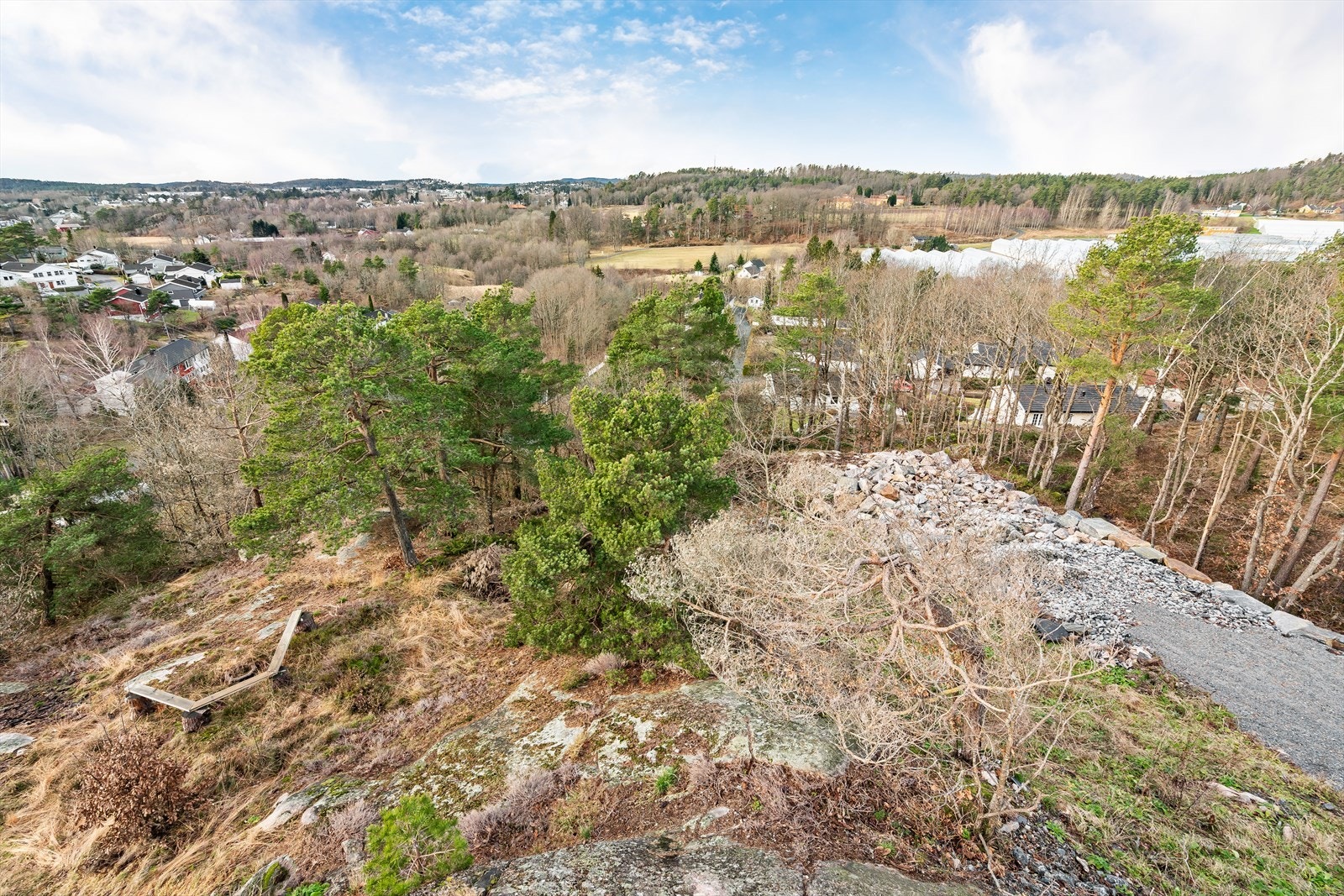 Tomt Jerpeveien 24B. Galleribilde