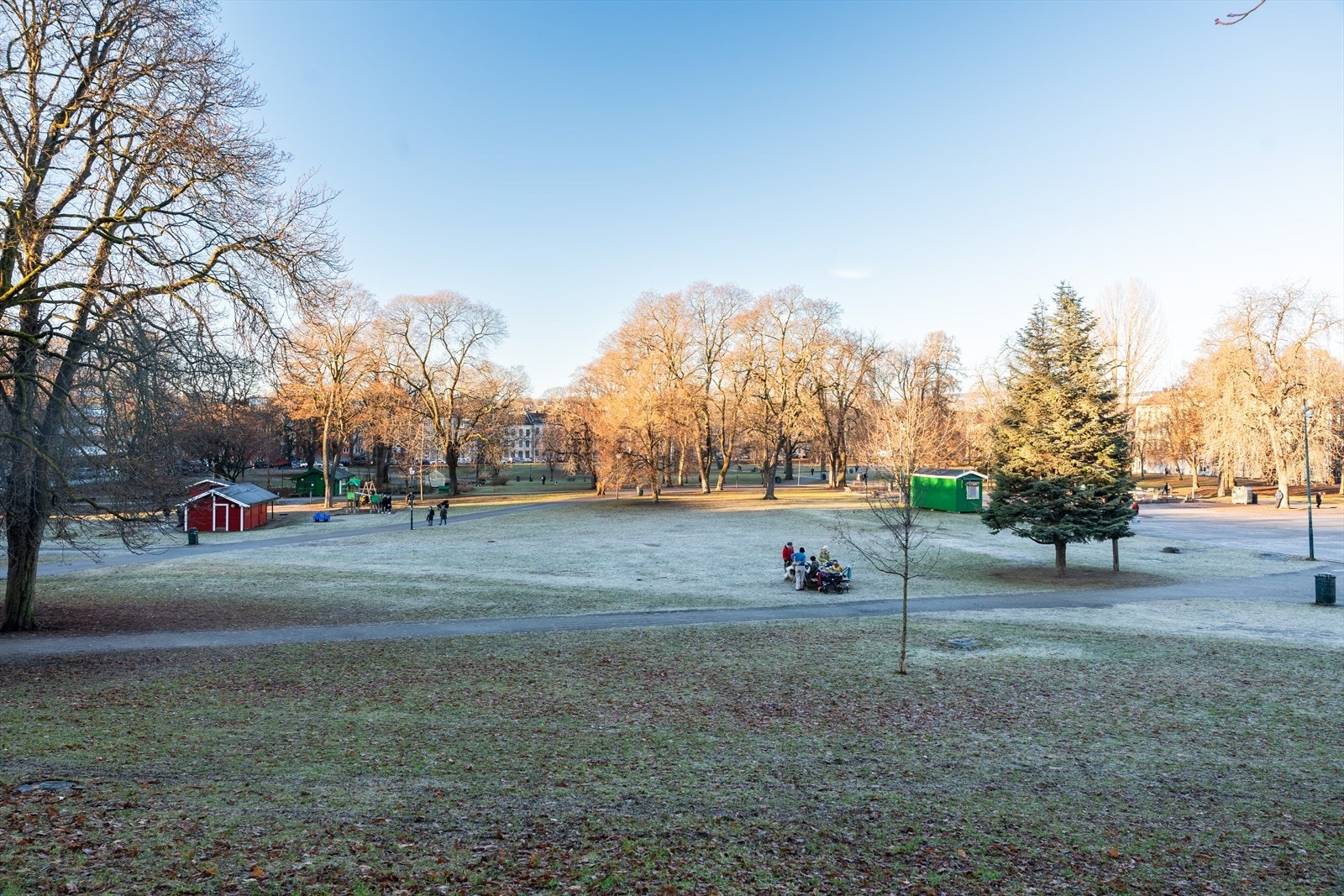 Sofienlundparken rett ved leiligheten for rekreasjon. Galleribilde