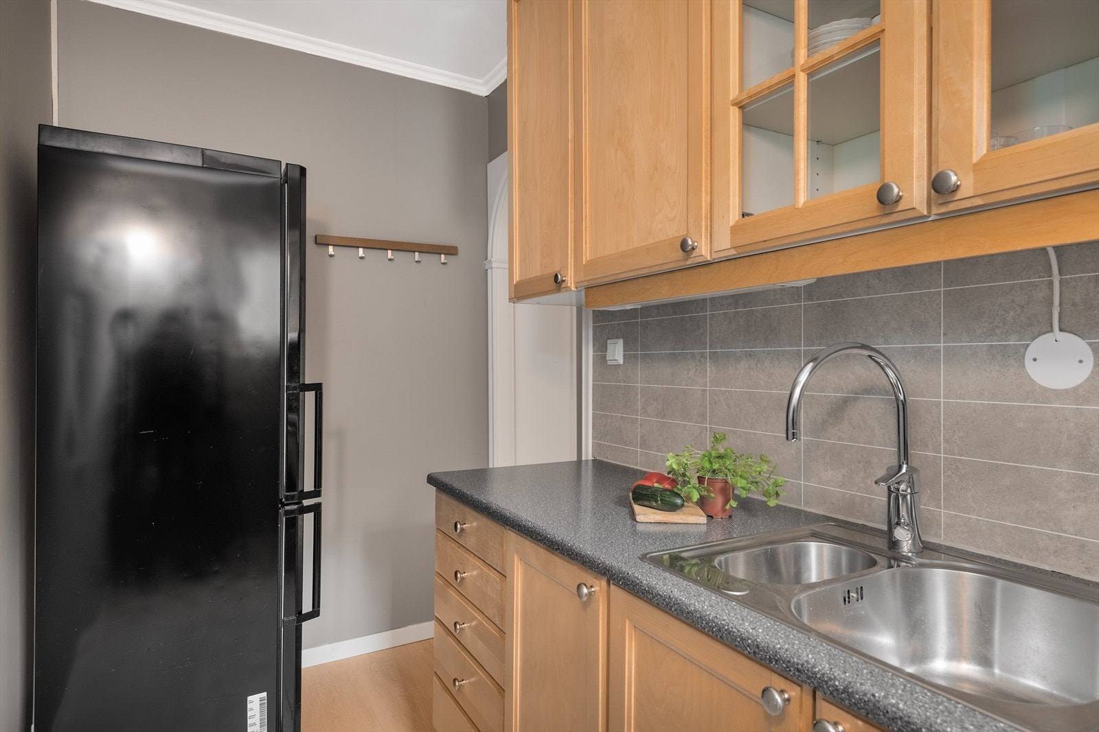 Praktisk kjøkken som er godt utnyttet Galleribilde