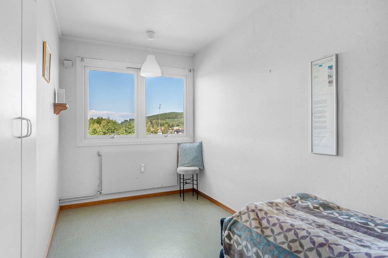 Soverom 2 er lyst og trivelig. Galleribilde