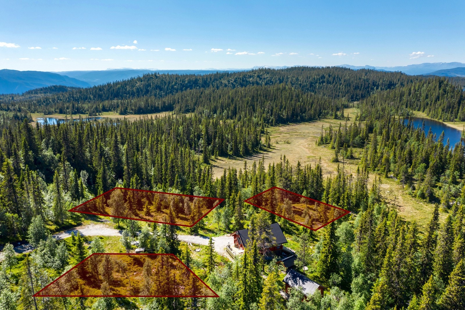 Skisse av tomtegrenser er ikke nøyaktige, men kun for å vise tomtene. Se vedlagt matrikkelbrev til hver tomt. Galleribilde