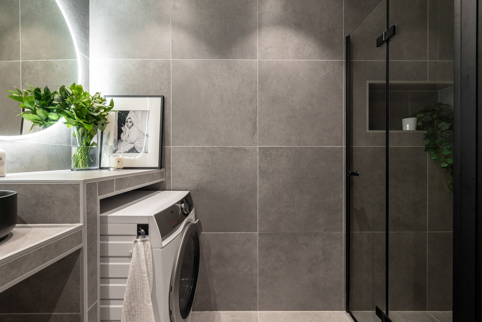 Badet er ventilert via en elektrisk styrt avtrekksvifte. Galleribilde