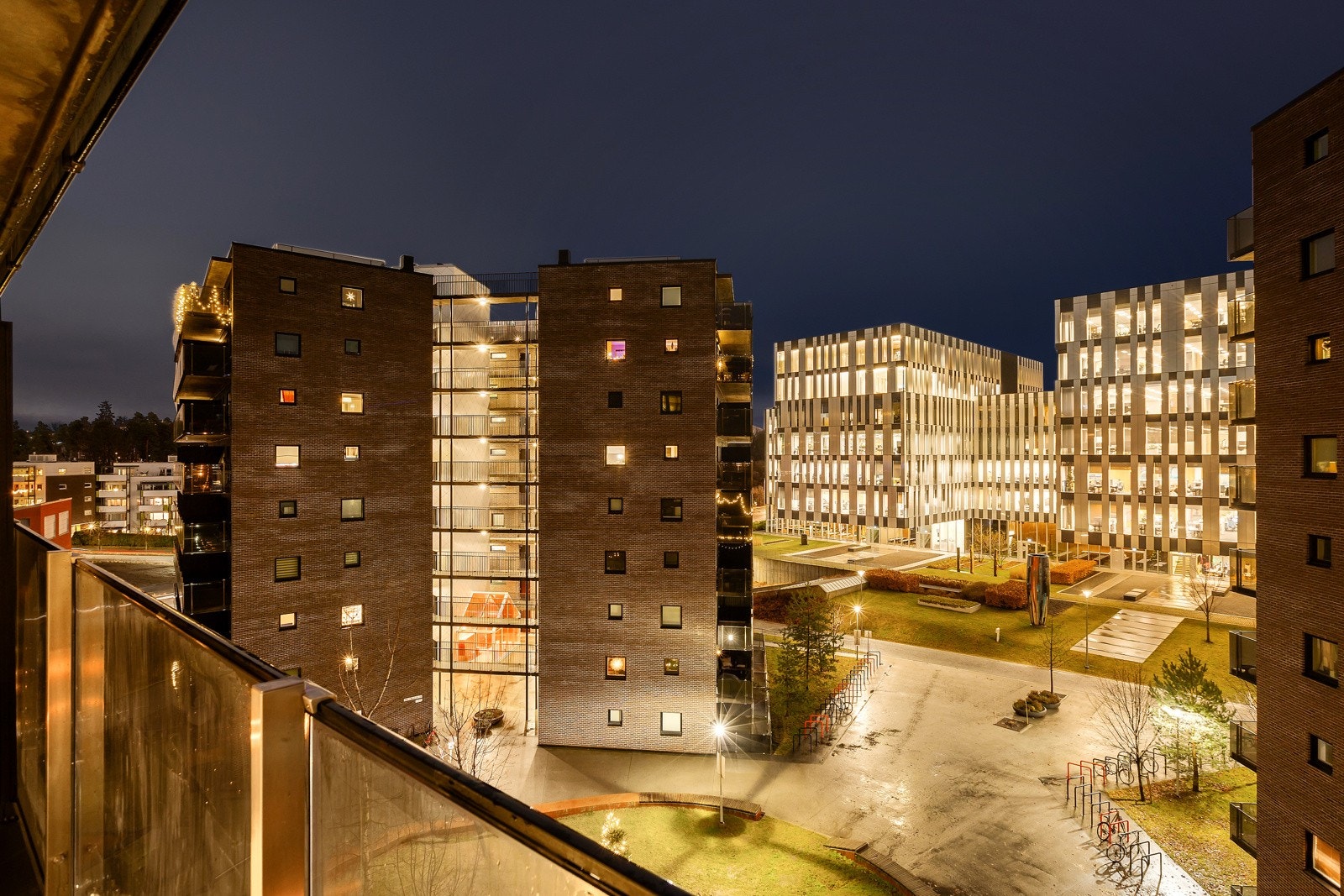 Området er preget av urban arkitektur Galleribilde