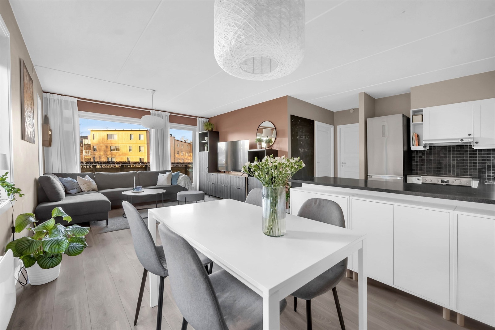 Velkommen til Haganjordet 6. presentert av Eiendomsmegler Marius Stormfelt Galleribilde