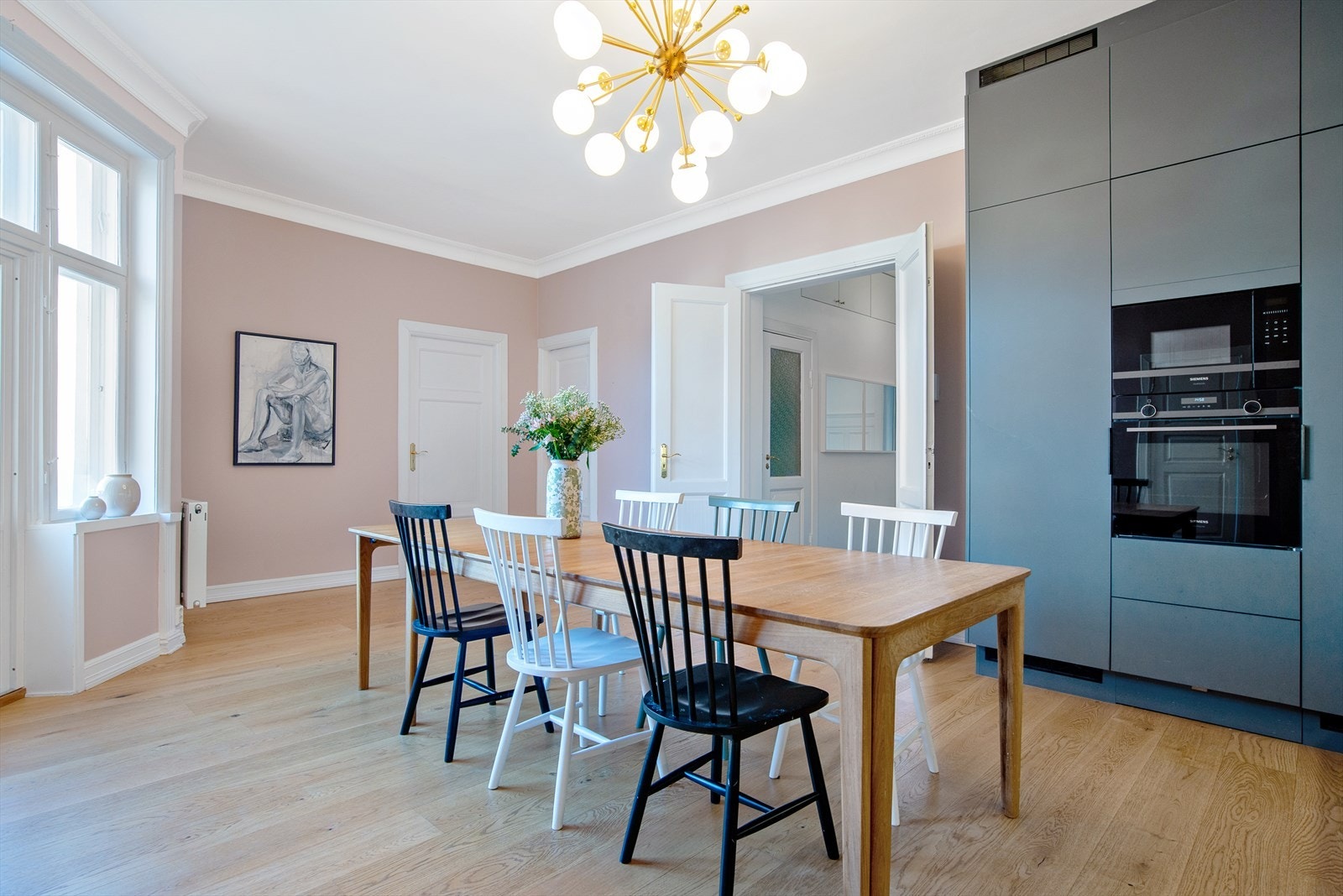 Hvitevarer fra Siemens og AEG. Galleribilde