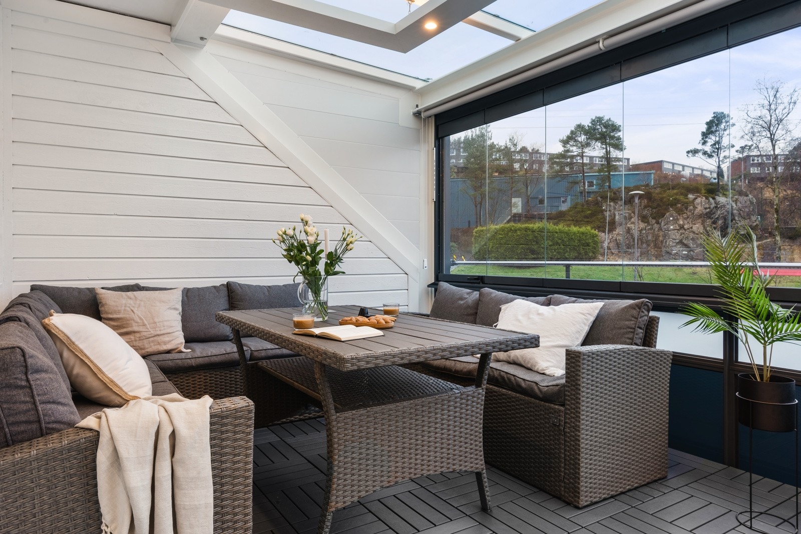 Den vestvendte beliggenheten sikrer fantastiske solforhold! Galleribilde