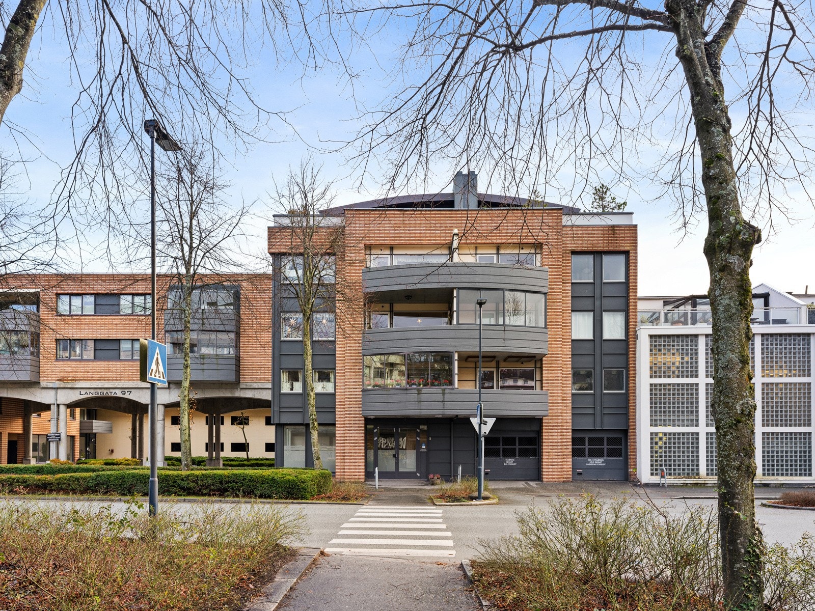 Fasade mot Langgata Galleribilde